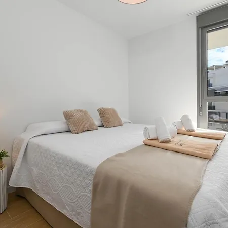 Marina Real Iii By Aguilarent *